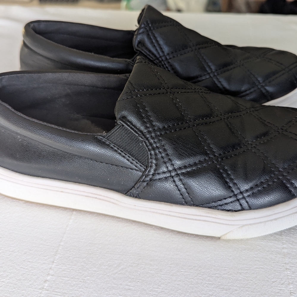 Steve Madden Coulter-Q Quilted Faux Leather Sneakers - Size 8.5M